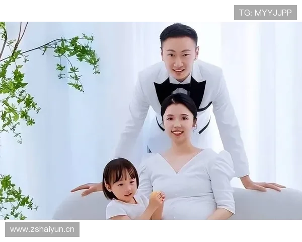 张楠随手一晒度假照，我连月底工资都觉得羞愧